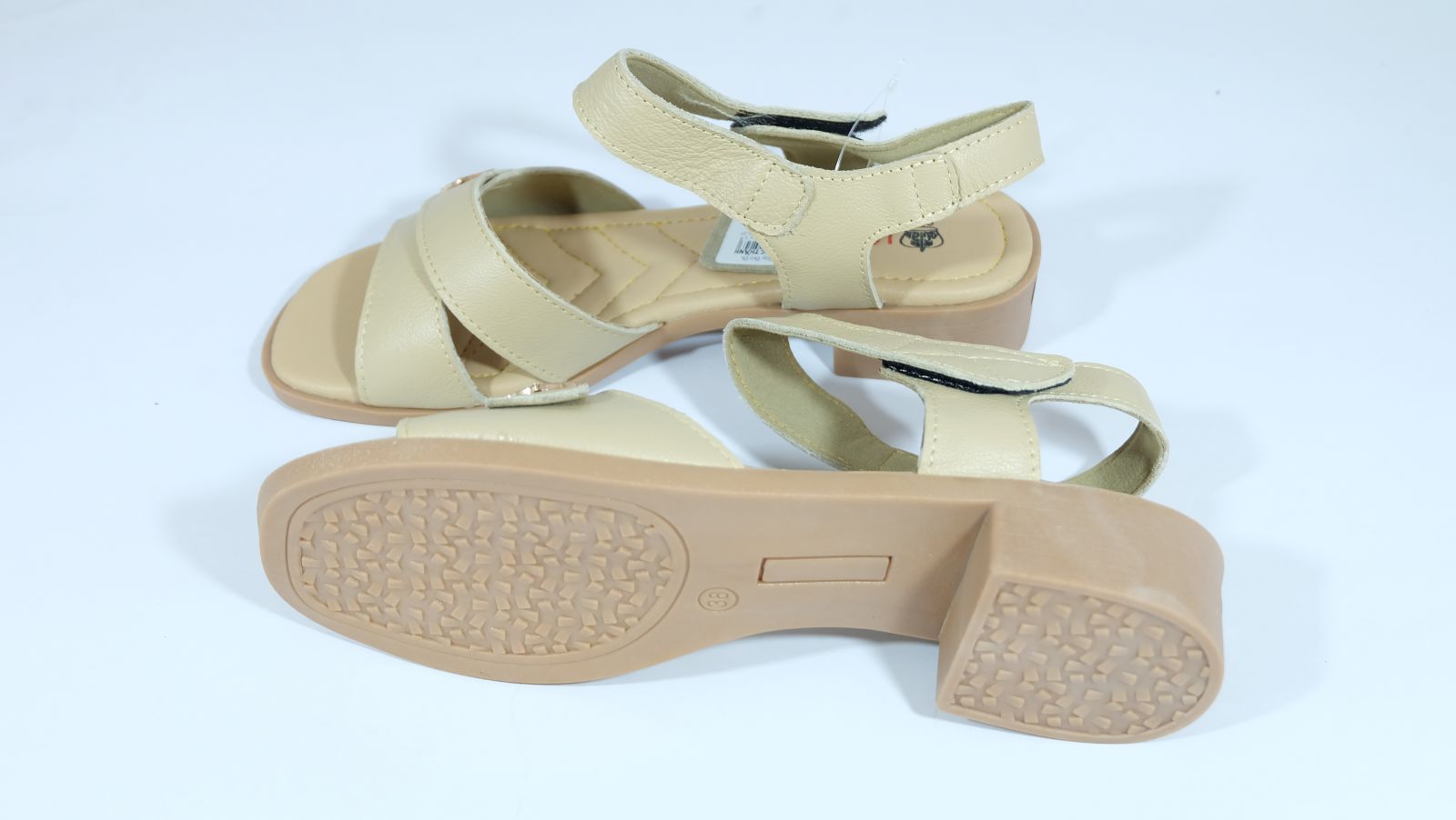 Sandal nữ 